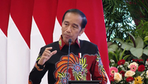 Soal Isu Reshuffle di Rabu Pon 1 Februari, Jokowi: Tunggu Saja