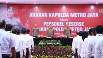 Kapolda Metro Jaya Minta Anggota Polri Profesional dalam Bertugas