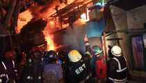 Diduga Korsleting Listrik, 9 Rumah Terbakar di Samarinda