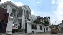 Jelang Pernikahan, Jalan di Sekitar Rumah Erina Gudono Diaspal