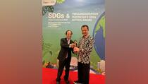 Investor Daily Terima Indonesia’s SDGs Actions Awards 2022