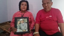 Sumiyatun Menangis Bangga Melihat Video Anaknya Sukses Di Jepang