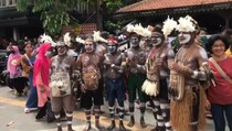 Warga Papua Naik Kapal Laut untuk Datang ke Pernikahan Kaesang