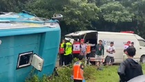 2 Tewas dalam Kecelakaan Maut Bus di Tol Cipali