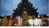Pura Jagat Nata, Tempat Ibadah di Tengah Permukiman Muslim