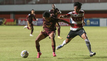 Liga 1: Madura United Buat PSM Telan Kekalahan Perdana