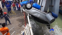 Soal Mobil Tercebur di Pelabuhan Merak, Menhub Minta ASDP Evaluasi Prasarana
