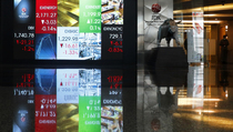 Hari Terakhir Bursa, IHSG Mencoba Level Resisten 6.910