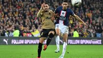 Tumbang di Lens, PSG Telan Kekalahan Perdana Musim Ini