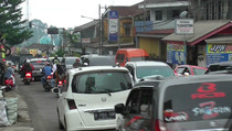 Jalur Subang Selatan Masih Dipadati Kendaraan Wisatawan