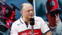 Gantikan Binotto, Vasseur Resmi Mulai Kerja Jadi Kepala Tim Ferrari
