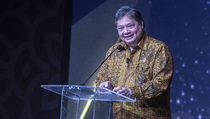 Airlangga Pede Ekonomi Indonesia Bisa Tumbuh 5,3 Persen