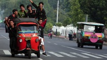 20 Tahun di Jakarta, HNW Terkesan pada Bajaj