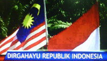 VIDEO: HUT RI, TKI Kibarkan Bendera Indonesia-Malaysia