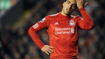 Bek Arsenal Juga Tuding Suarez Bermain Curang