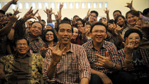 Jokowi Pertahankan 'Komunikasi Kasih Sayang'
