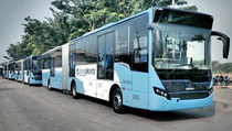 Transjakarta Buka 6.000 Lowongan Sopir dan Kernet