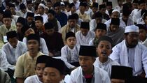 Doa Setelah Adzan Lengkap Arab, Latin, dan Terjemahan