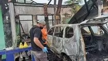 Orang Tak Dikenal Bakar Rumah, Mobil, dan Motor di Kendari