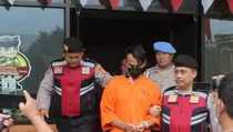 Polisi Tahan Pramuantar yang Curi Uang Wisatawan di Bandara Ngurah Rai