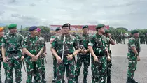 Panglima TNI Sempat Larang Susi Air Terbang di Bandara Paro