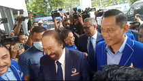Tiba di DPP Partai Demokrat, Surya Paloh Disambut AHY dan Ibas