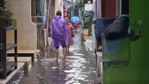 Banjir Masih Merendam Permukiman Warga di Rawa Buaya Cengkareng
