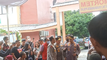 Kapolri Minta Pos DVI Korban Kebakaran Depo Pertamina Dibuat Lebih Nyaman
