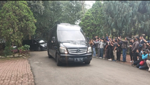 Surya Paloh Tiba di Hambalang untuk Bertemu Prabowo