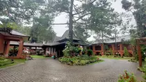 Puji Kediaman Prabowo, Surya Paloh: Lebih Hebat dari Camp David