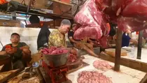 Pedagang Sedih, Penjualan Daging Sapi Lesu Jelang Ramadan