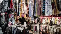 Impor Pakaian Bekas Dilarang, Omzet Pedagang Thrifting Anjlok 50 Persen