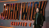 Keanu Reeves Dedikasikan John Wick 4 untuk Mendiang Lance Reddick