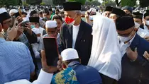 Tarawih Keliling, Ganjar Tekankan Pentingnya Perkuat Hubungan Antar Sesama Manusia