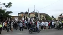 Unjuk Rasa di Polda Lampung, Massa Tuntut Ketua RT Dibebaskan