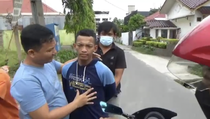 Tak Diberi Uang, Tukang Parkir Aniaya Sopir Taksi Online di Medan