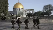 Masjid Al-Aqsa Diserbu, Polisi Israel Pukuli dan Tangkap Puluhan Jemaah
