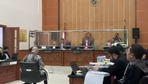 Sampaikan Pleidoi, Teddy Minahasa Mengaku Jadi Korban Konspirasi