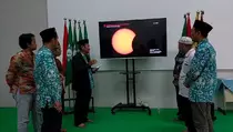 Muhammadiyah Surabaya Gelar Nobar dan Salat Gerhana Matahari Hibrida