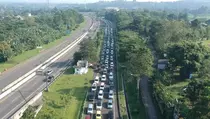 Hari Kedua Lebaran, Jalur Puncak Macet Lebih dari 3,5 Kilometer