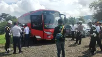 Petugas Gabungan di Puncak Temukan Bus Tak Layak Jalan