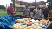 Polisi Tangkap Pengemudi Chevrolet Penimbun Solar Bersubsidi di Pasaman Barat