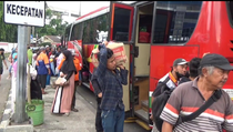 H-10 Lebaran, Terminal Kampung Rambutan Mulai Dipadati Pemudik