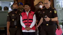 Kasus BTS Bakti Kominfo, Menkominfo Johnny G Plate Rugikan Negara Rp 8 Triliun