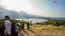 Andalkan Pemandangan Selat Sumbawa, Desa Wisata Labuhan Lombok Tembus ADWI 2023