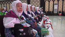 Lepas Pemberangkatan Kloter Pertama Embarkasi Makassar, DPR: Kuota Haji Sulsel Bertambah 800