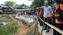 Tinjau Jalur Amblas, Ganjar Siapkan Skema Anggaran Darurat untuk Perbaikan