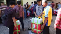 Belasan Koper Jemaah Haji Asal Ponorogo Dibongkar karena Lebih dari 20 Kg