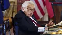 Profil Henry Kissinger yang Diselimuti Kontroversial Meninggal di Usia 100 Tahun