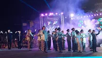 Ribuan Warga Yogyakarta Antusias Saksikan Karnaval Merdeka Belajar